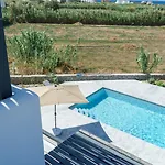 וילה Divani *