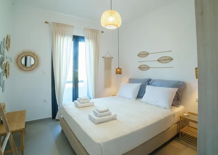 Divani Plaka (Naxos)